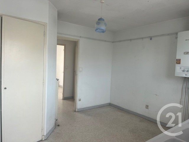 Appartement F3 à vendre - 3 pièces - 64.31 m2 - LE PRADET - 83 - PROVENCE-ALPES-COTE-D-AZUR - Century 21 Sagittaire Immobilier