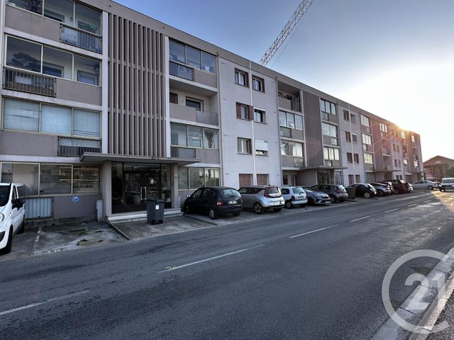 Appartement F3 à vendre - 3 pièces - 64.31 m2 - LE PRADET - 83 - PROVENCE-ALPES-COTE-D-AZUR - Century 21 Sagittaire Immobilier