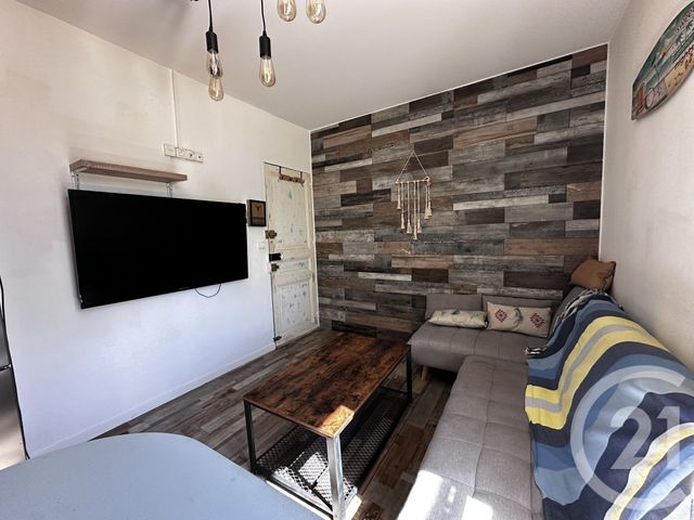 Appartement F2 à louer - 2 pièces - 28.49 m2 - LE PRADET - 83 - PROVENCE-ALPES-COTE-D-AZUR - Century 21 Sagittaire Immobilier