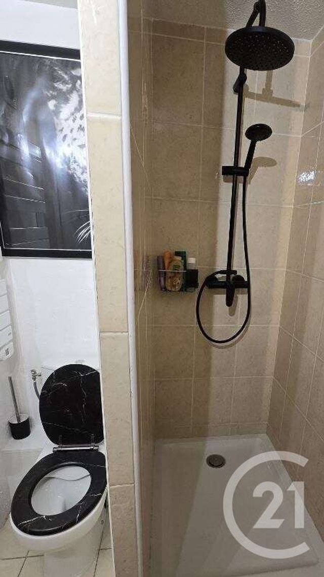 Appartement F2 à vendre - 2 pièces - 32.27 m2 - CARQUEIRANNE - 83 - PROVENCE-ALPES-COTE-D-AZUR - Century 21 Sagittaire Immobilier