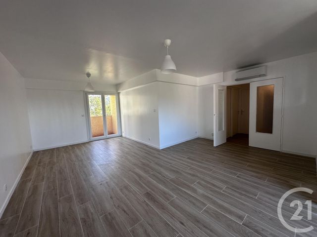 Appartement F4 à louer - 4 pièces - 86.15 m2 - LE PRADET - 83 - PROVENCE-ALPES-COTE-D-AZUR - Century 21 Sagittaire Immobilier