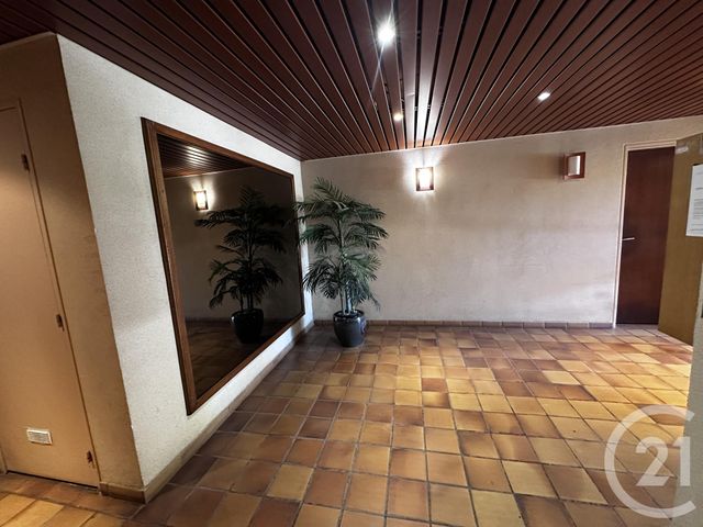 Appartement F4 à louer - 4 pièces - 86.15 m2 - LE PRADET - 83 - PROVENCE-ALPES-COTE-D-AZUR - Century 21 Sagittaire Immobilier