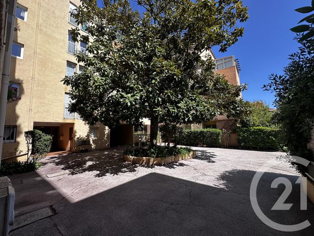 Appartement F4 à louer - 4 pièces - 86.15 m2 - LE PRADET - 83 - PROVENCE-ALPES-COTE-D-AZUR - Century 21 Sagittaire Immobilier