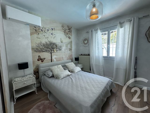 maison à vendre - 7 pièces - 200.0 m2 - LE PRADET - 83 - PROVENCE-ALPES-COTE-D-AZUR - Century 21 Sagittaire Immobilier