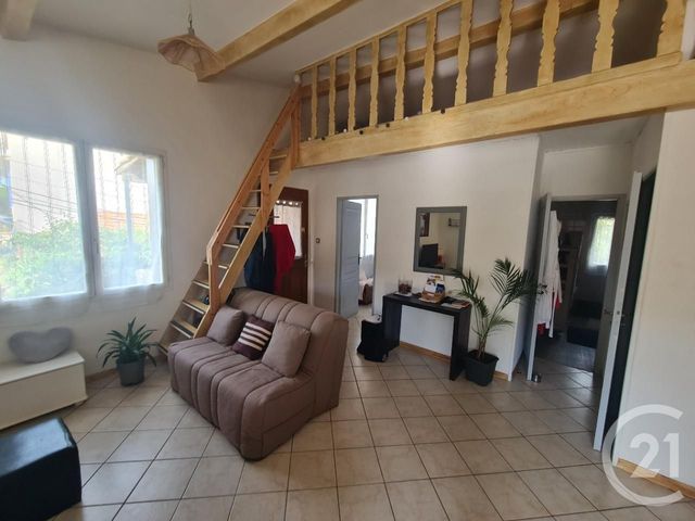 Appartement T2 à louer - 2 pièces - 50.34 m2 - LA VALETTE DU VAR - 83 - PROVENCE-ALPES-COTE-D-AZUR - Century 21 Sagittaire Immobilier